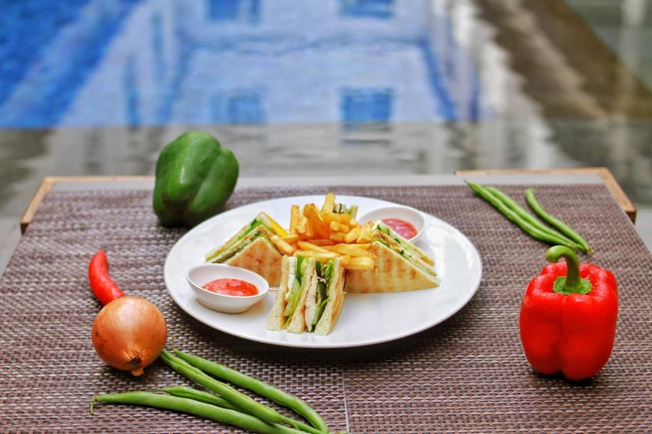 Swiss-Belexpress Kuta Legian Hotell Exteriör bild