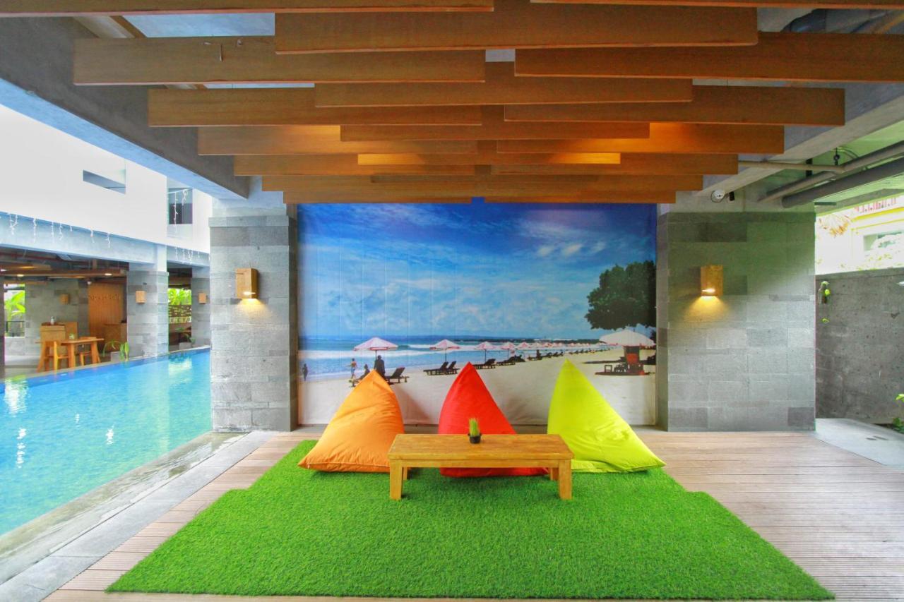 Swiss-Belexpress Kuta Legian Hotell Exteriör bild