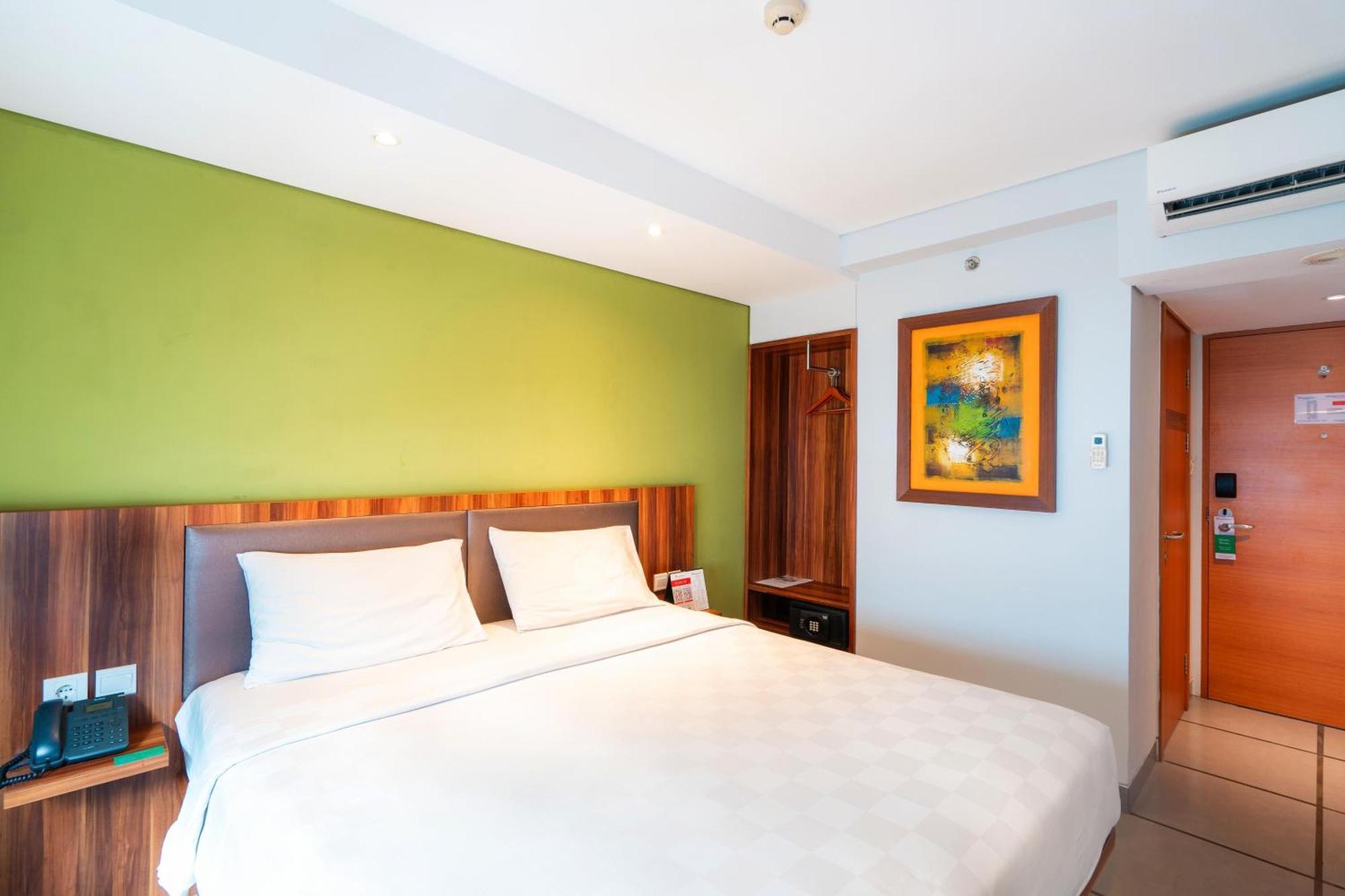 Swiss-Belexpress Kuta Legian Hotell Exteriör bild